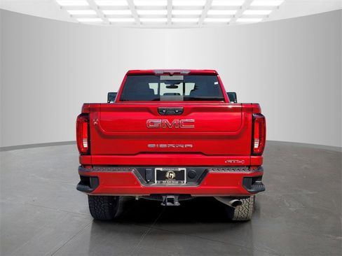 Used 2022 GMC Sierra 2500 AT4 w/ AT4 Preferred Package image 5
