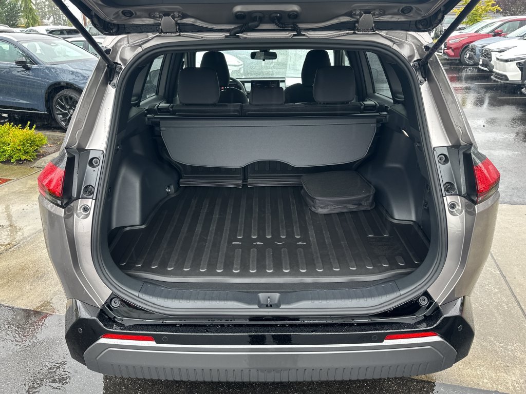 Used 2026 Toyota RAV4 SE AWD/4WD image 24