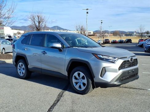 New 2025 Toyota RAV4 LE image 2