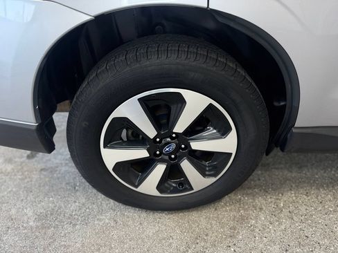 Used 2017 Subaru Forester 2.5i Limited AWD/4WD image 27