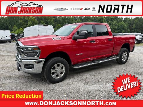 Used 2026 RAM 2500 Big Horn AWD/4WD image 1