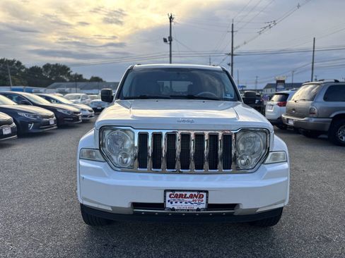Used 2008 Jeep Liberty Limited w/ Premium Group II image 2