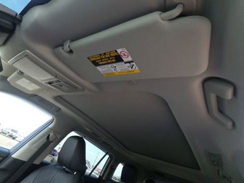 Used 2026 Toyota Highlander Platinum AWD/4WD image 15