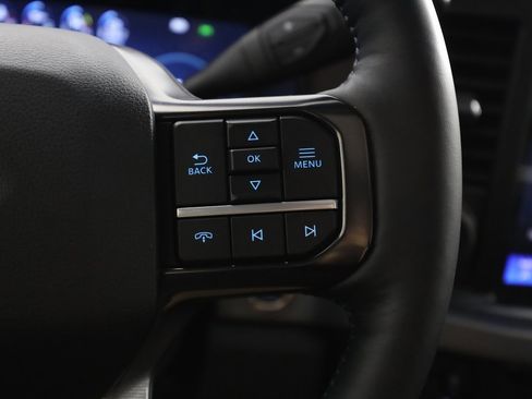 Used 2025 Ford F250 Platinum image 20