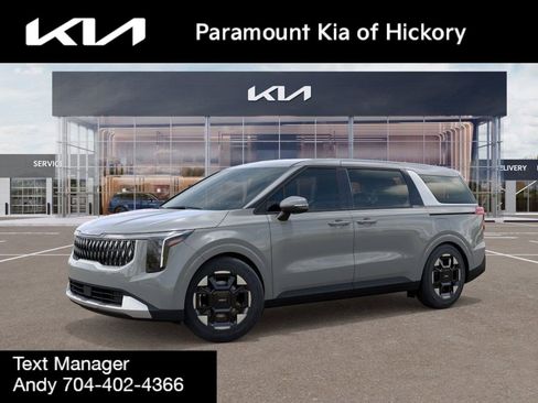 New 2026 Kia Carnival EX FWD image 3