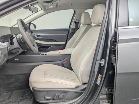 Used 2025 Hyundai Sonata SEL FWD image 14