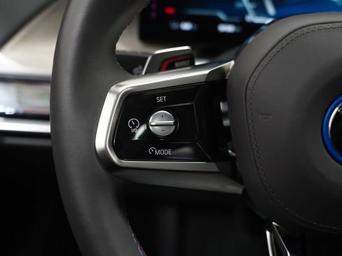 Used 2025 BMW i7 M70 w/ Executive Package image 18