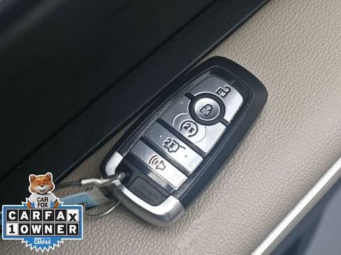 Used 2024 Ford Expedition Limited RWD image 20