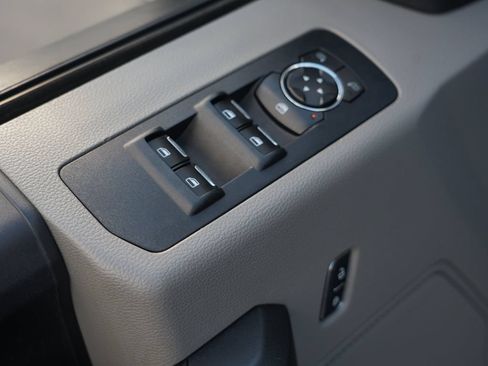 Used 2015 Ford F150 XL w/ Equipment Group 101A Mid AWD/4WD image 18