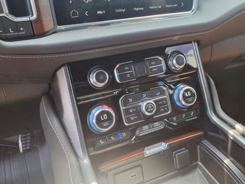 Certified 2023 GMC Yukon XL Denali Ultimate image 15