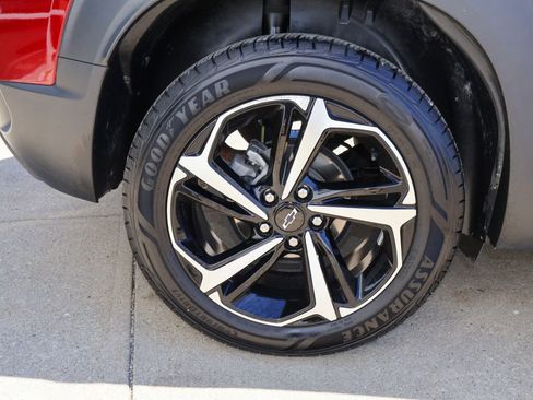 Used 2022 Chevrolet TrailBlazer RS FWD image 9