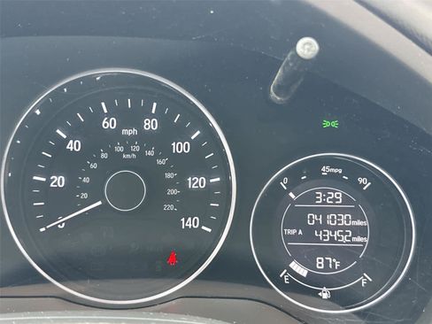 Used 2018 Honda HR-V EX image 29