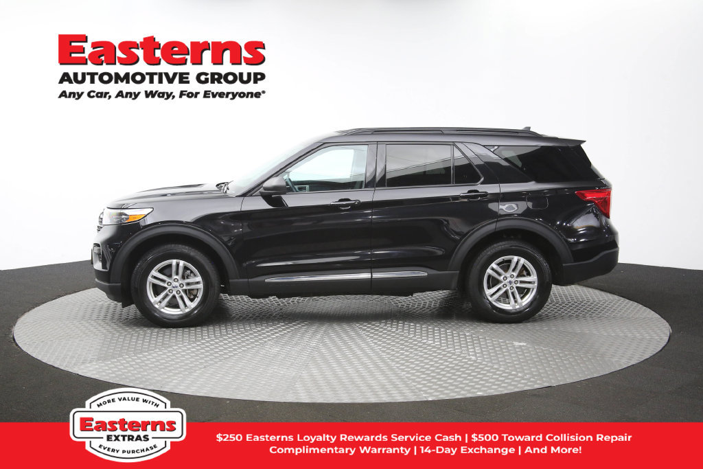 Used 2023 Ford Explorer XLT AWD/4WD image 62
