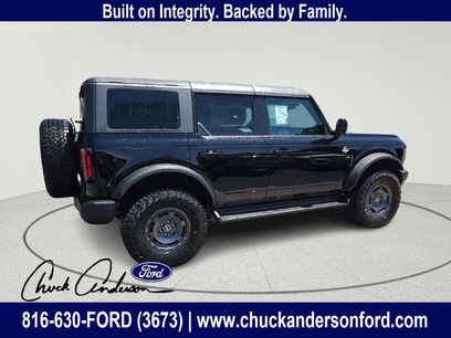 New 2025 Ford Bronco Outer Banks w/ Sasquatch Package