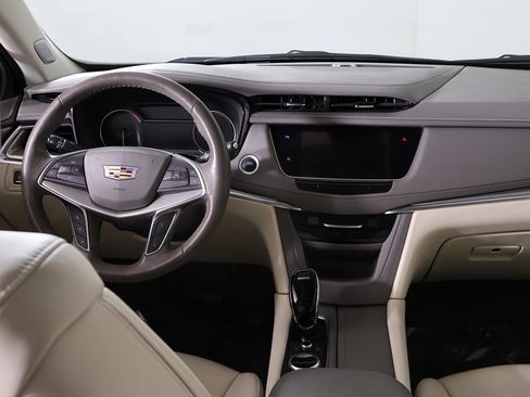 Used 2023 Cadillac XT5 Premium Luxury image 34