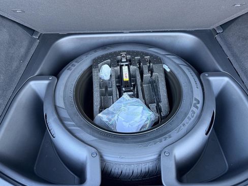 Used 2019 Jeep Grand Cherokee Overland image 37