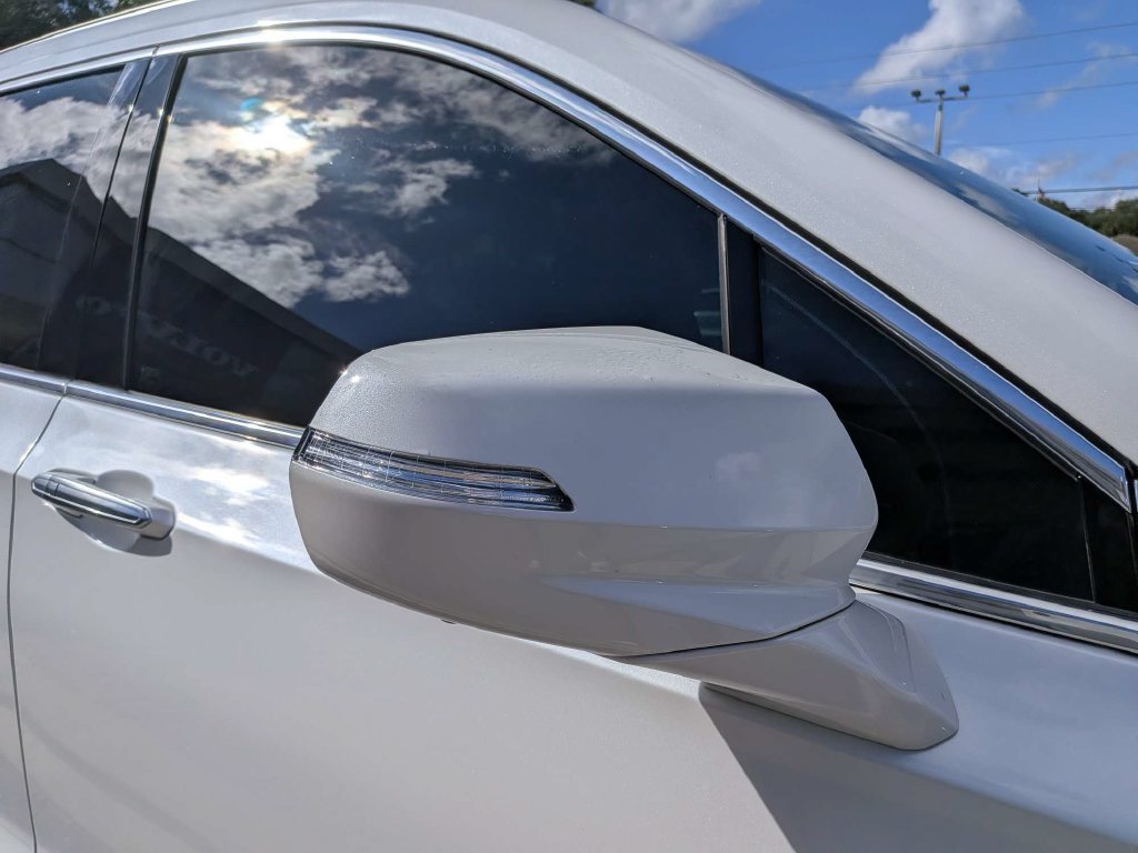 Used 2022 Cadillac XT6 Premium Luxury w/ Technology Package FWD image 11