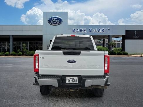 Certified 2024 Ford F250 XLT w/ FX4 Off-Road Package AWD/4WD image 4