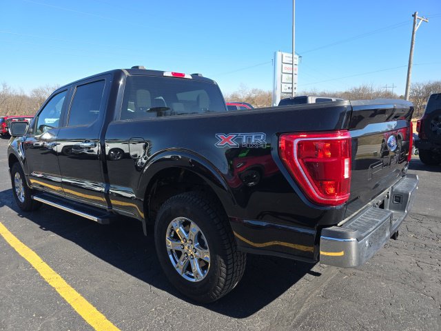Used 2023 Ford F150 XLT w/ XTR Package AWD/4WD image 5