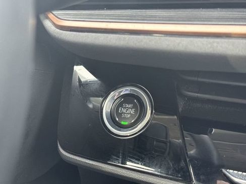 Used 2025 Buick Envision Sport Touring AWD/4WD image 17