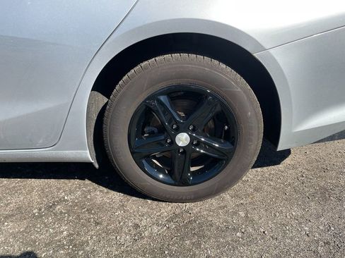 Used 2020 Chevrolet Malibu LS image 30