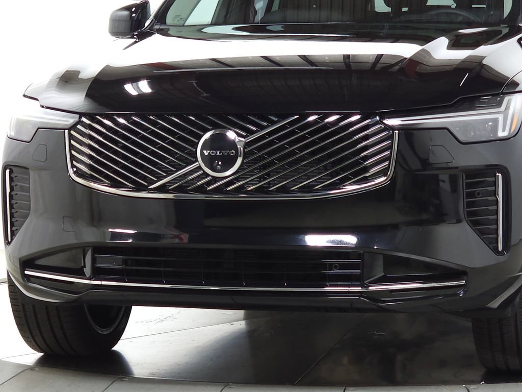 Certified 2026 Volvo XC90 B6 Ultra AWD/4WD image 5