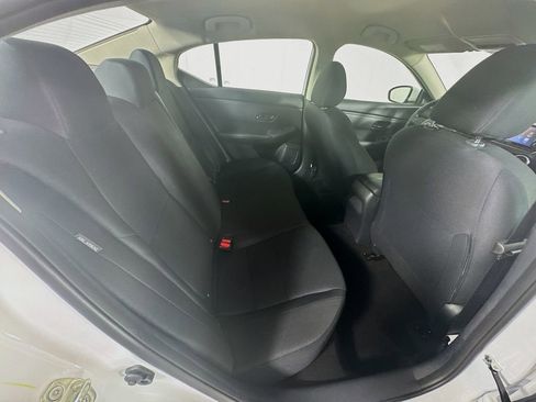 Used 2025 Nissan Sentra S FWD image 31