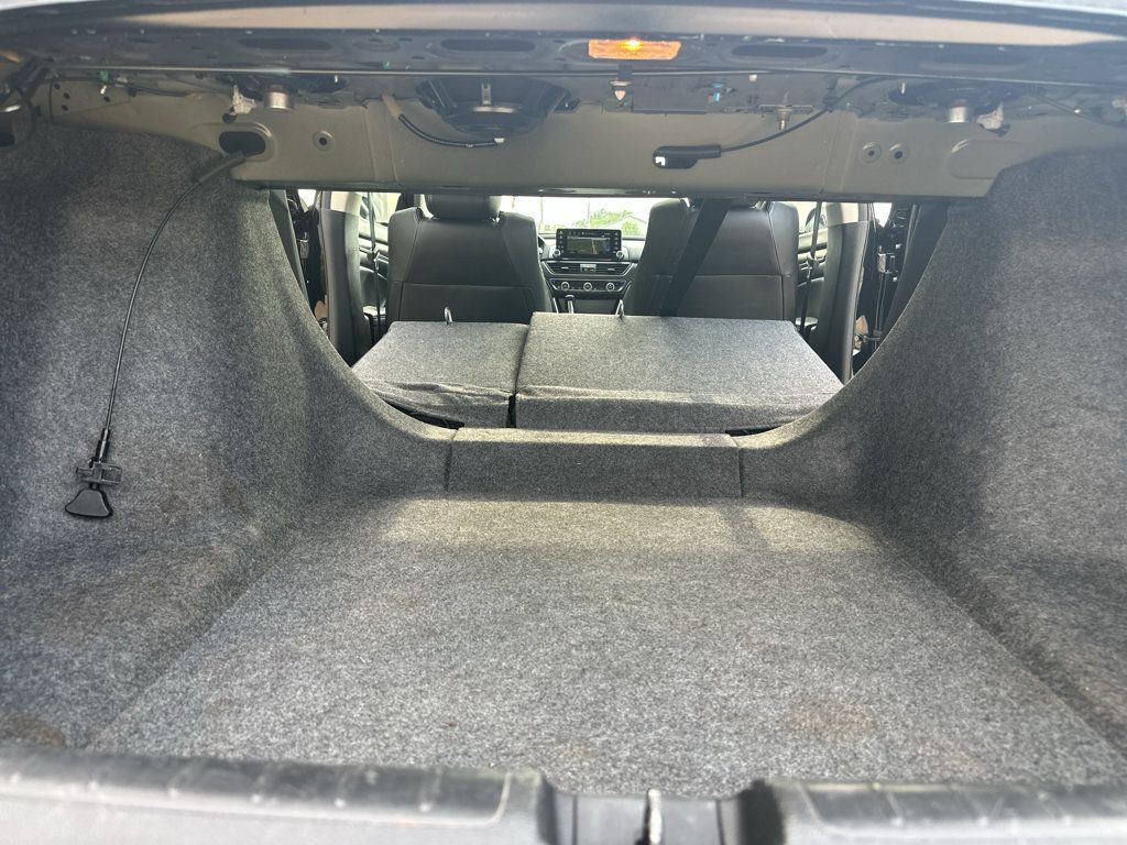 Used 2018 Honda Accord Touring image 39