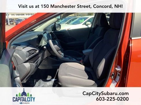 Used 2025 Subaru Crosstrek 2.0i Premium image 13