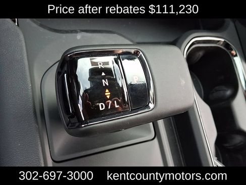 New 2025 GMC Sierra 1500 AT4 w/ AT4 Premium Package AWD/4WD image 17