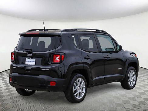 Used 2022 Jeep Renegade Sport w/ Sport Appearance Group image 4