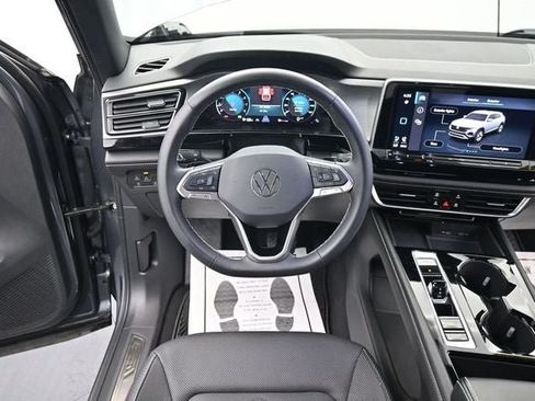 Used 2024 Volkswagen Atlas Cross Sport SE AWD/4WD image 22