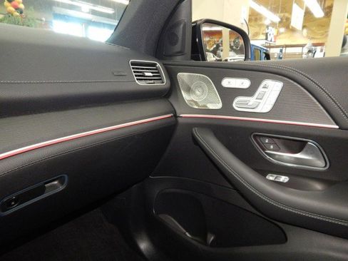 Used 2024 Mercedes-Benz GLE 53 AMG 4MATIC Coupe w/ Driver Assistance Package image 35