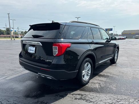 Used 2024 Ford Explorer XLT w/ Equipment Group 202A AWD/4WD image 7