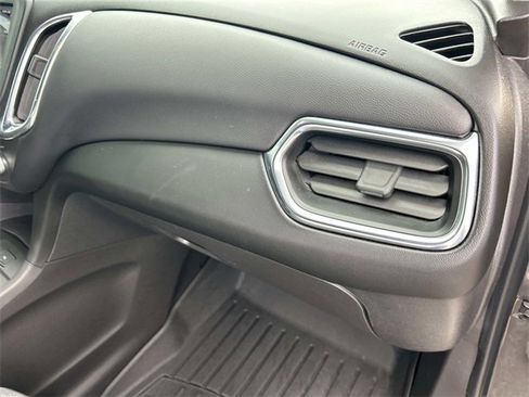Used 2022 Chevrolet Equinox LT image 28