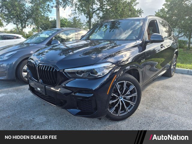 Used 2022 BMW X5 xDrive45e w/ M Sport Package AWD/4WD image 1
