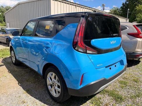 Used 2024 Kia Soul S FWD image 13