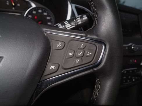 Used 2024 Chevrolet Equinox LT FWD image 23