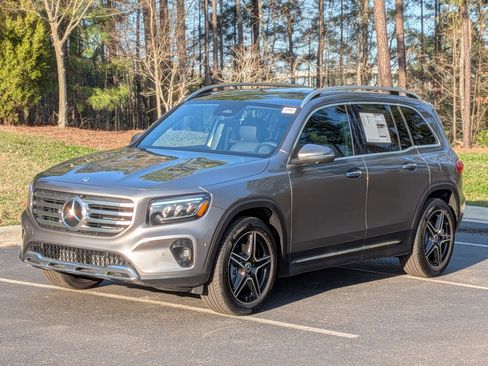 New 2026 Mercedes-Benz GLB 250 250 image 5