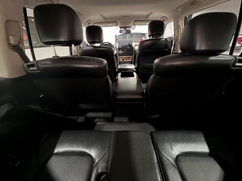 Used 2022 Nissan Armada SL w/ Captain's Chairs Package RWD image 16