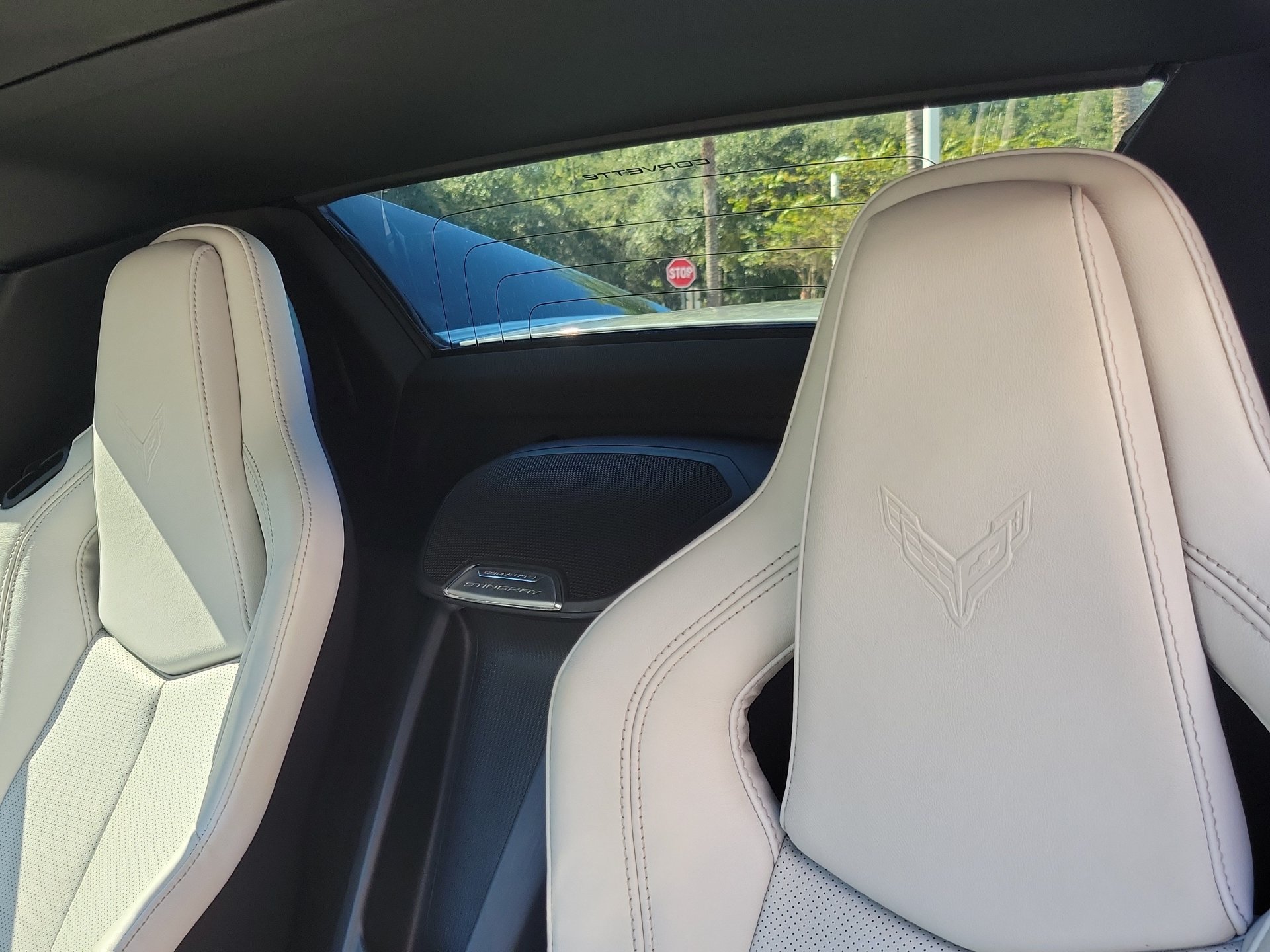 Used 2024 Chevrolet Corvette Stingray Convertible w/ Z51 Performance Package RWD image 19