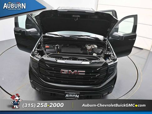 Used 2025 GMC Sierra 1500 Elevation image 32