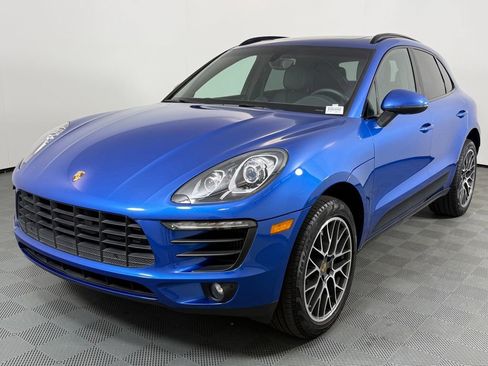 Certified 2016 Porsche Macan S AWD/4WD image 1