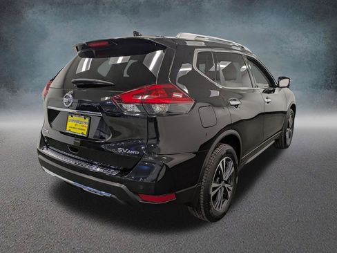 Used 2019 Nissan Rogue SV w/ Premium Package AWD/4WD image 4
