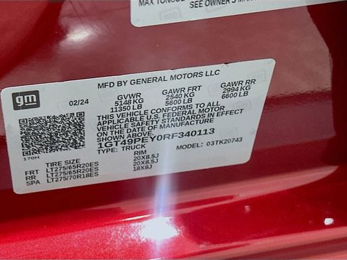 Used 2024 GMC Sierra 2500 AT4 w/ AT4 Premium Plus Package AWD/4WD image 34