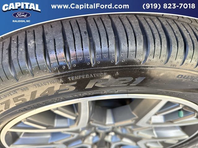 Certified 2025 Ford Explorer Platinum w/ Ultimate Package RWD image 14