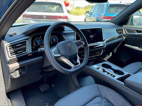 New 2026 Volkswagen Atlas Cross Sport SE image 8