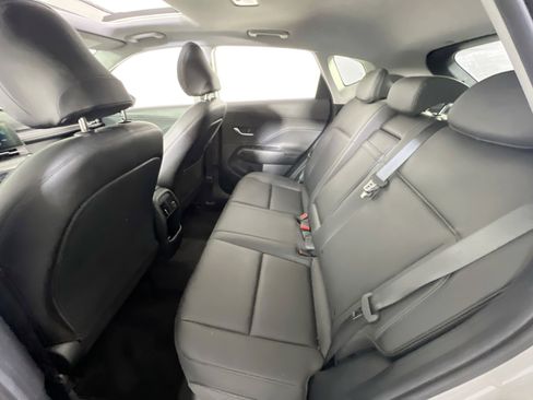 Used 2024 Hyundai Kona Limited AWD/4WD image 22