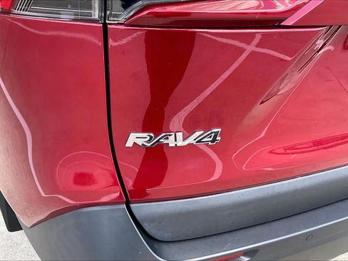 Used 2024 Toyota RAV4 XLE Premium w/ Weather Package FWD image 31