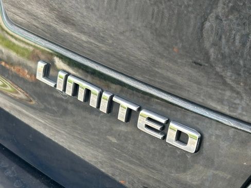 Certified 2021 Jeep Grand Cherokee L Limited AWD/4WD image 42